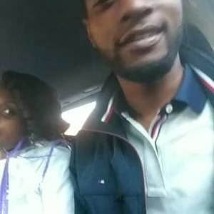 Meet your Posher, Devonte